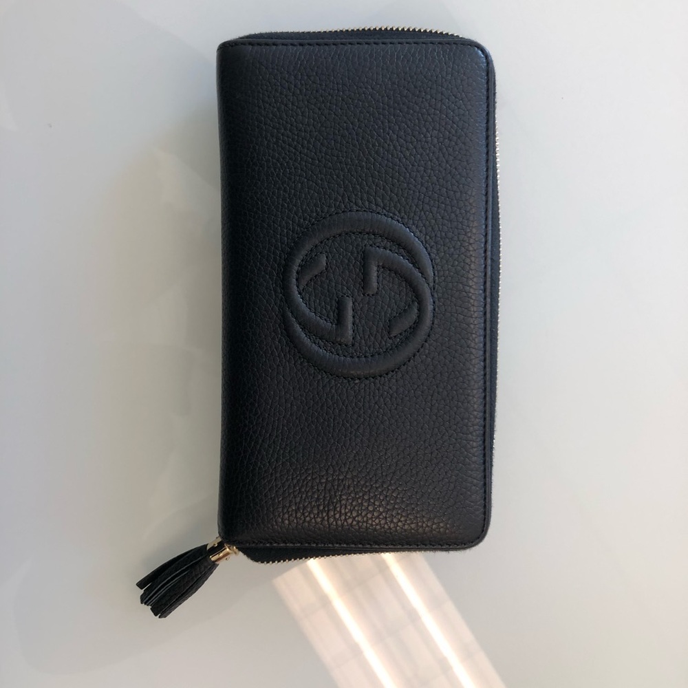 Gucci Soho Traveler Wallet
